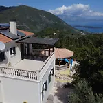Gabriella Lefkada Willa *