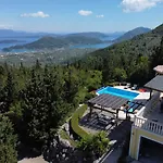 Gabriella Lefkada Vafkeri
